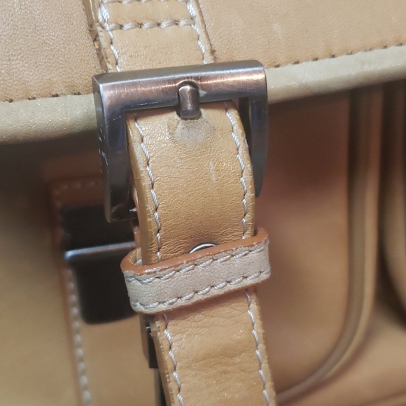 Kenneth Cole Leather messenger computer bag - Picture 4 of 16